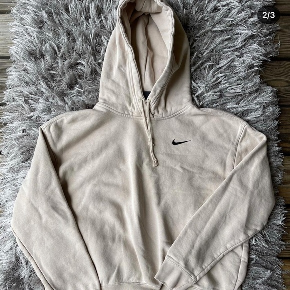 Nike Tops - Nike cream hoodie